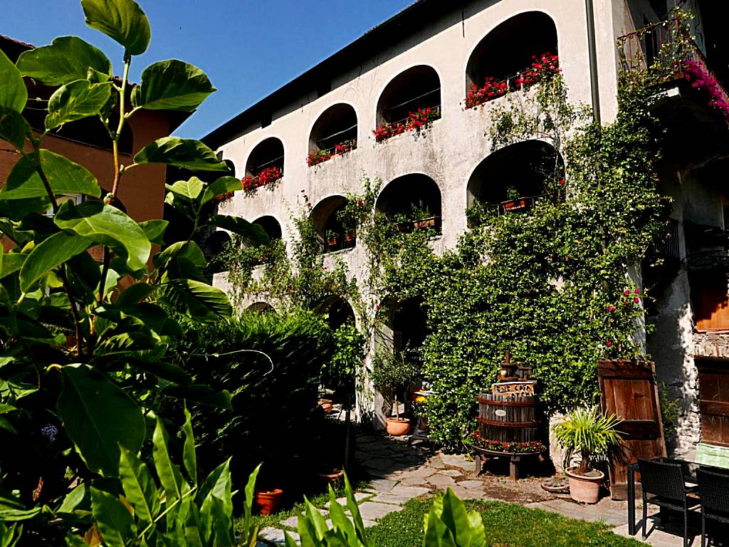Affittacamere Casa Archi (Losone)