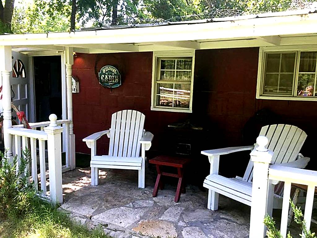 Country Woods Inn (Glen Rose)