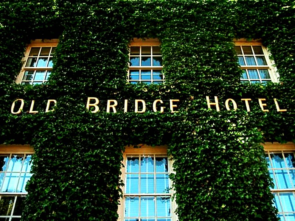 The Old Bridge (Huntingdon)