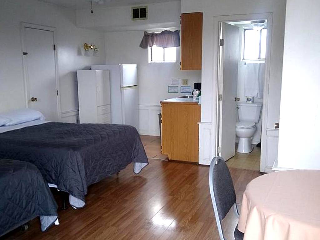 Nautical Motel