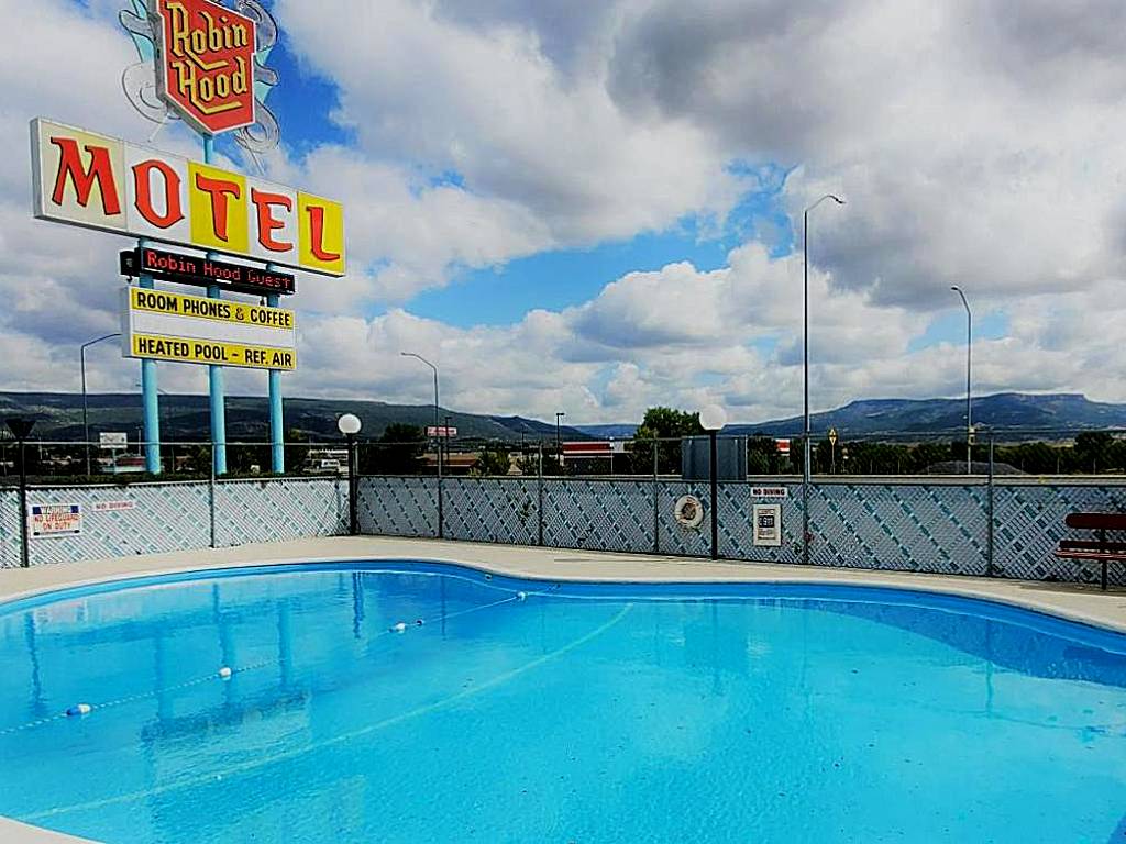 Robin Hood Motel (Raton)