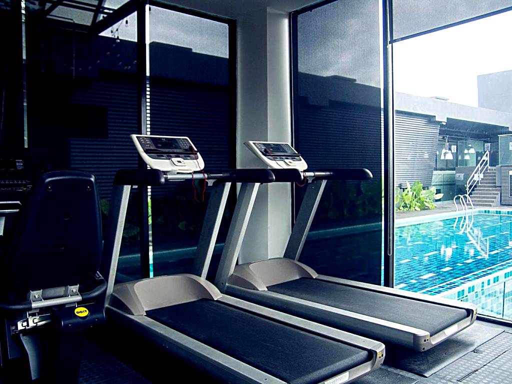 M Roof Hotel & Residences