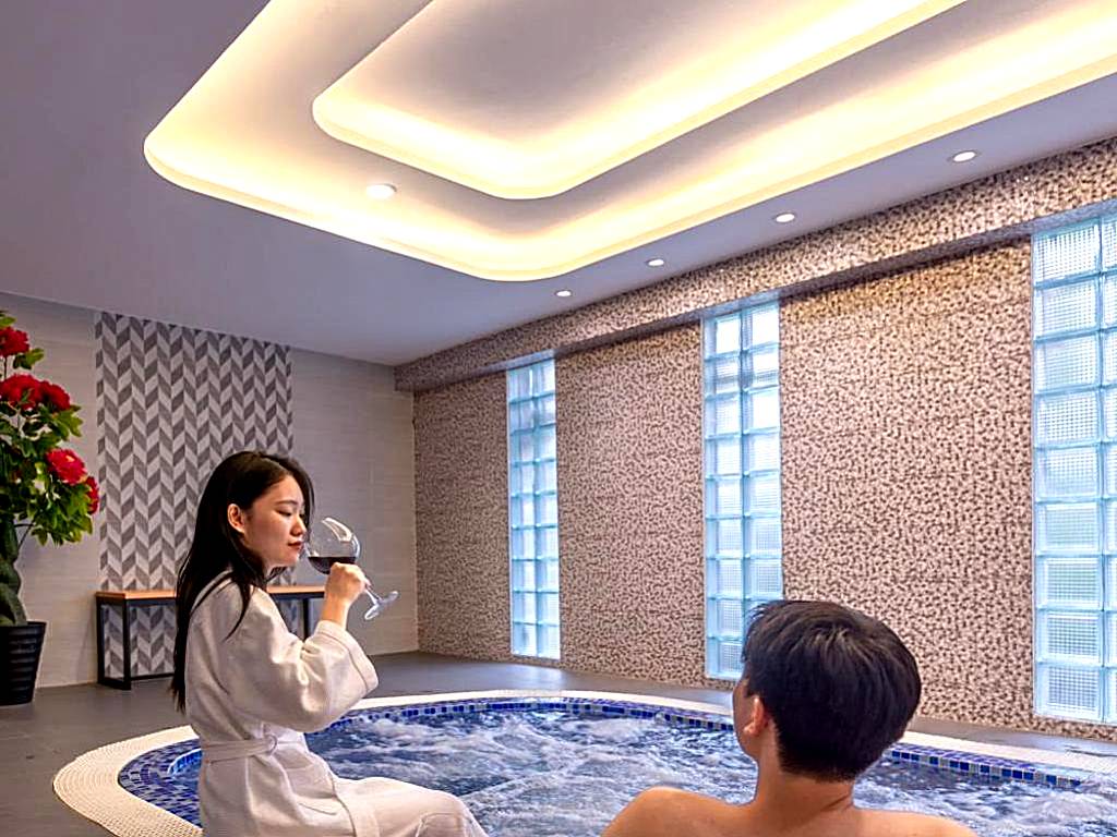 Reyna Hotel Hanoi & Spa