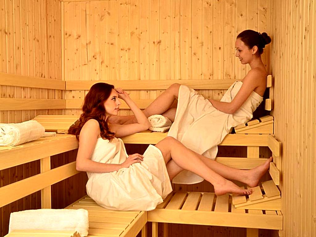 Enjoy Inn