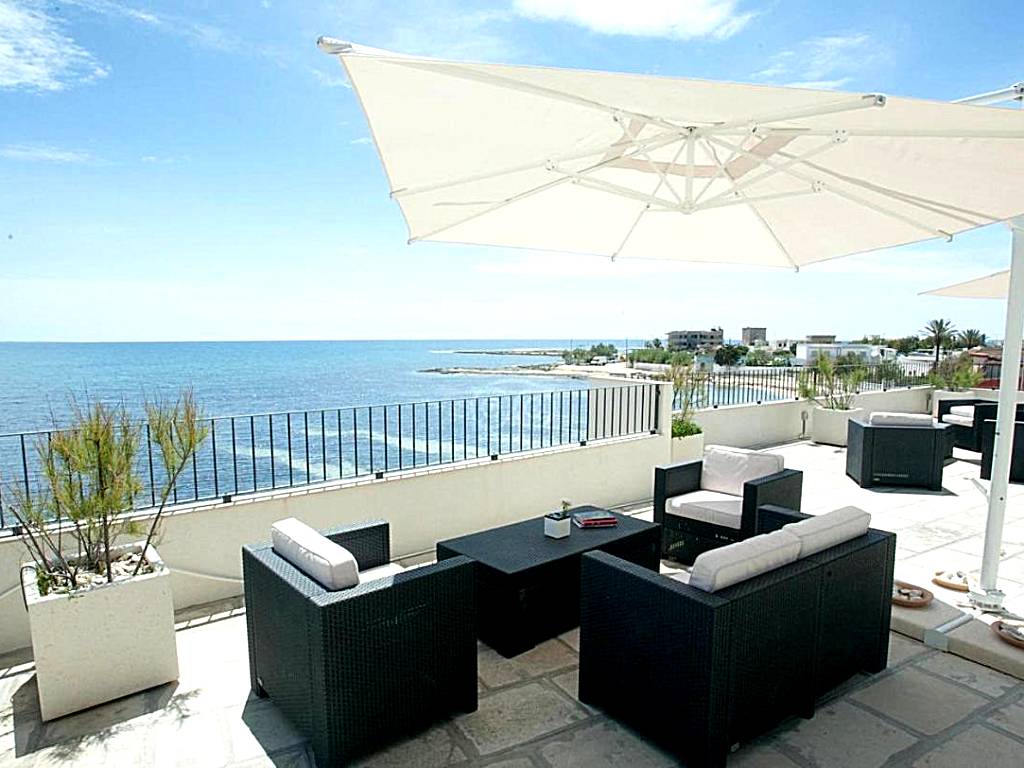GG77 Hotel La Spiaggia (Torre Lapillo)