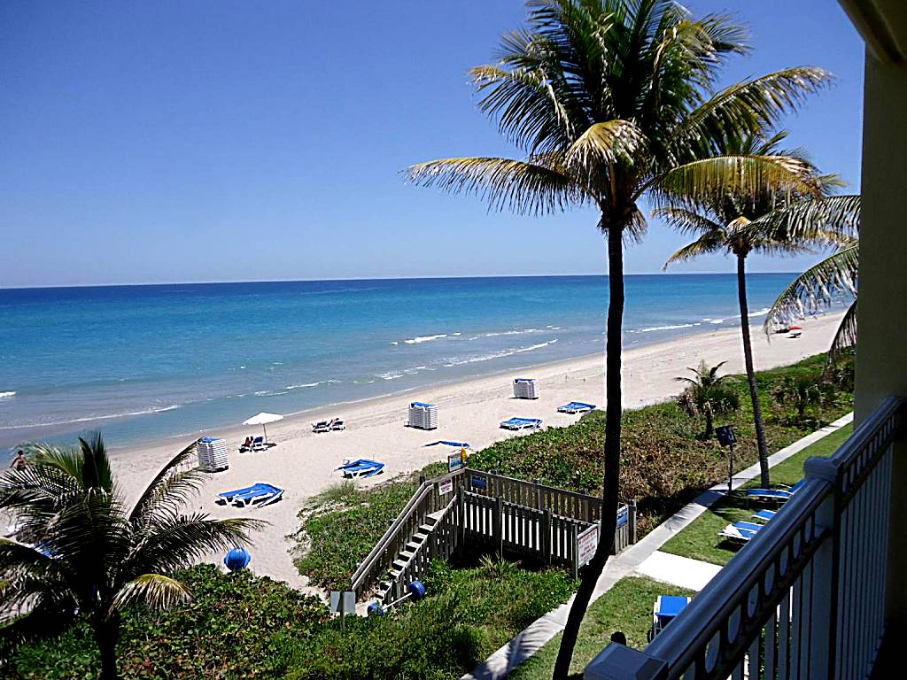 Delray Sands Resort