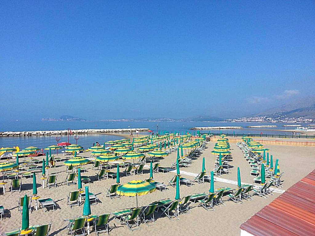 B&B Holiday Formia beach