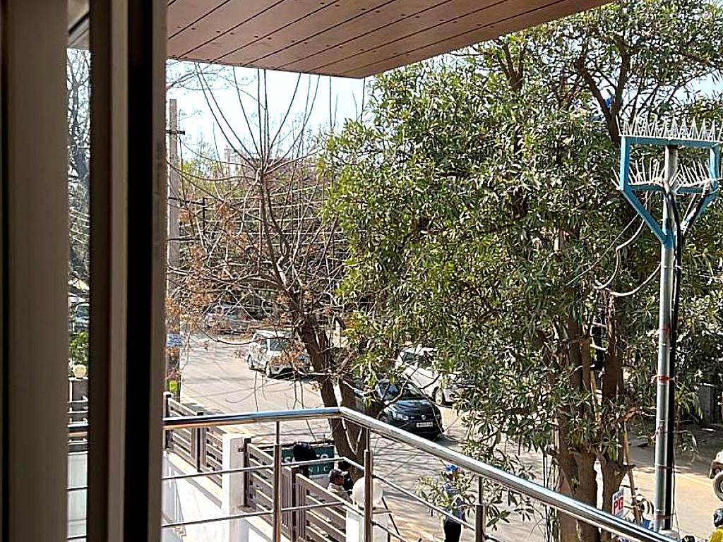 Windchime 331: Deluxe Double or Twin Room with Garden View