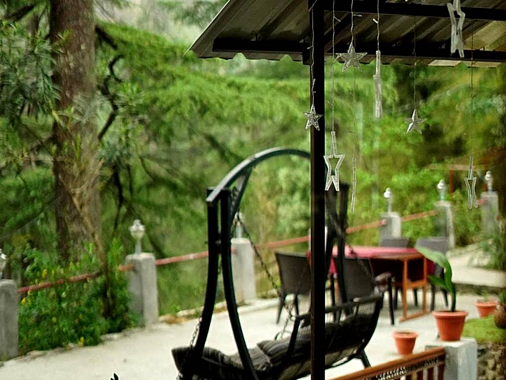 Hotel Deep forest kasol: Deluxe Single Room with Balcony