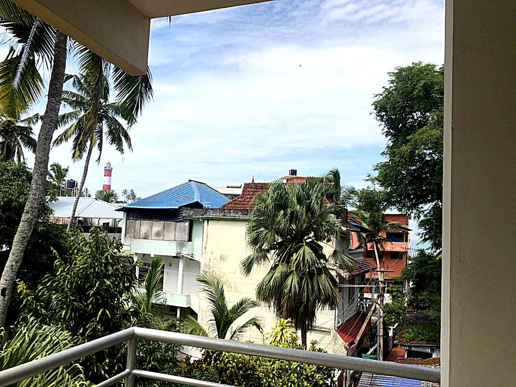 Sandy beach hotel: Double or Twin Room with Partial Sea View