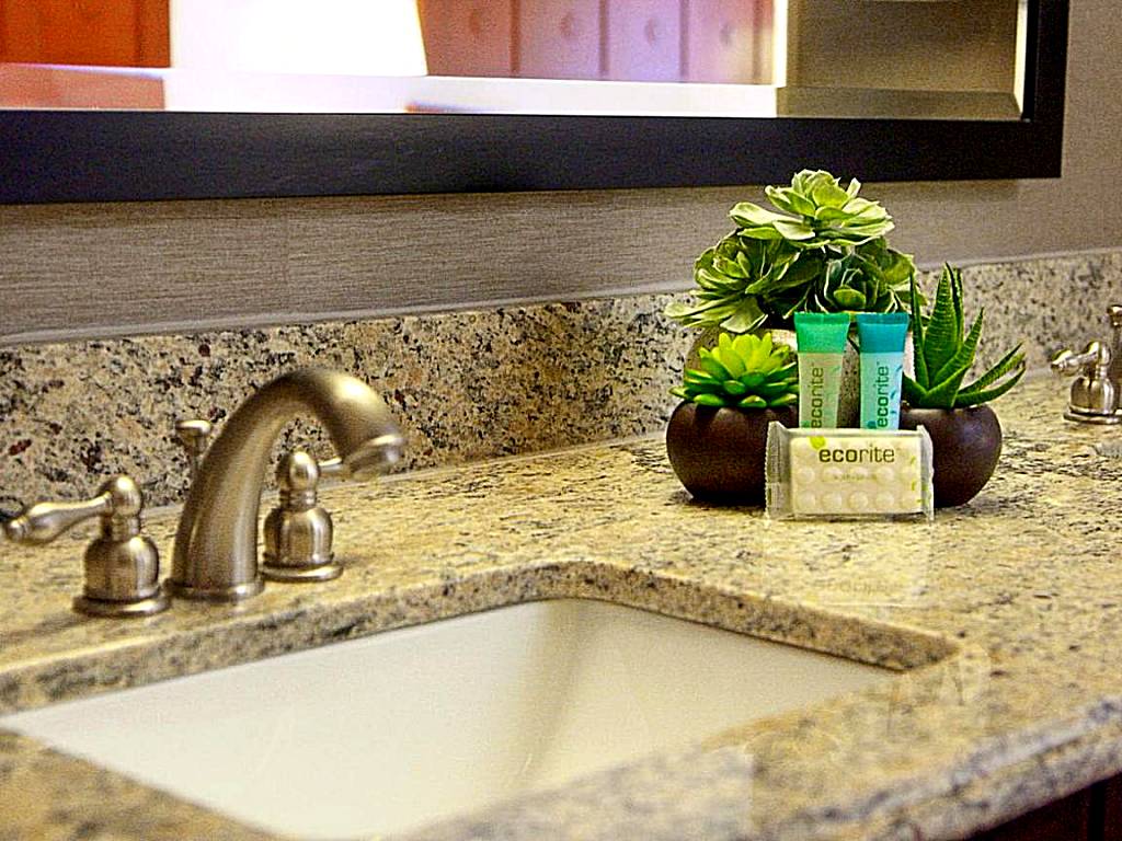 Moab Valley Inn: Deluxe Queen Suite