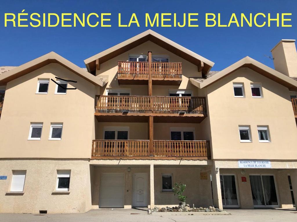 LA MEIJE BLANCHE "RESIDENCE DE TOURISME 2 étoiles"