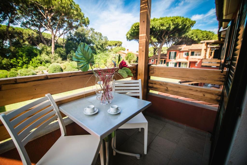 ISA-Residence with private beach in Albinia, just 100 meters from the sea, apartments with air conditioning, breakfast included