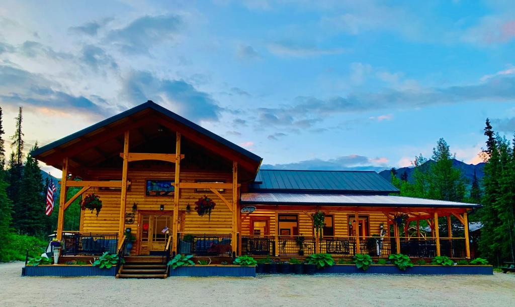 McKinley Creekside Cabins