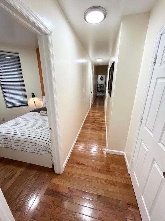 Beautiful private rooms in a shared apartment upper west side