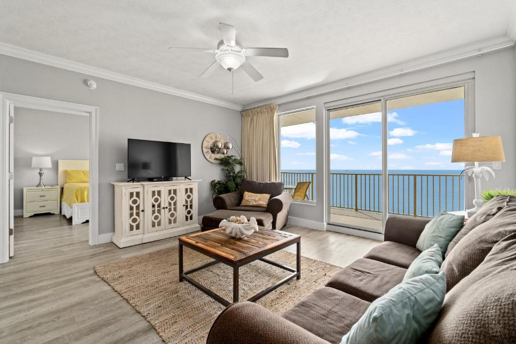 Treasure Island 2306