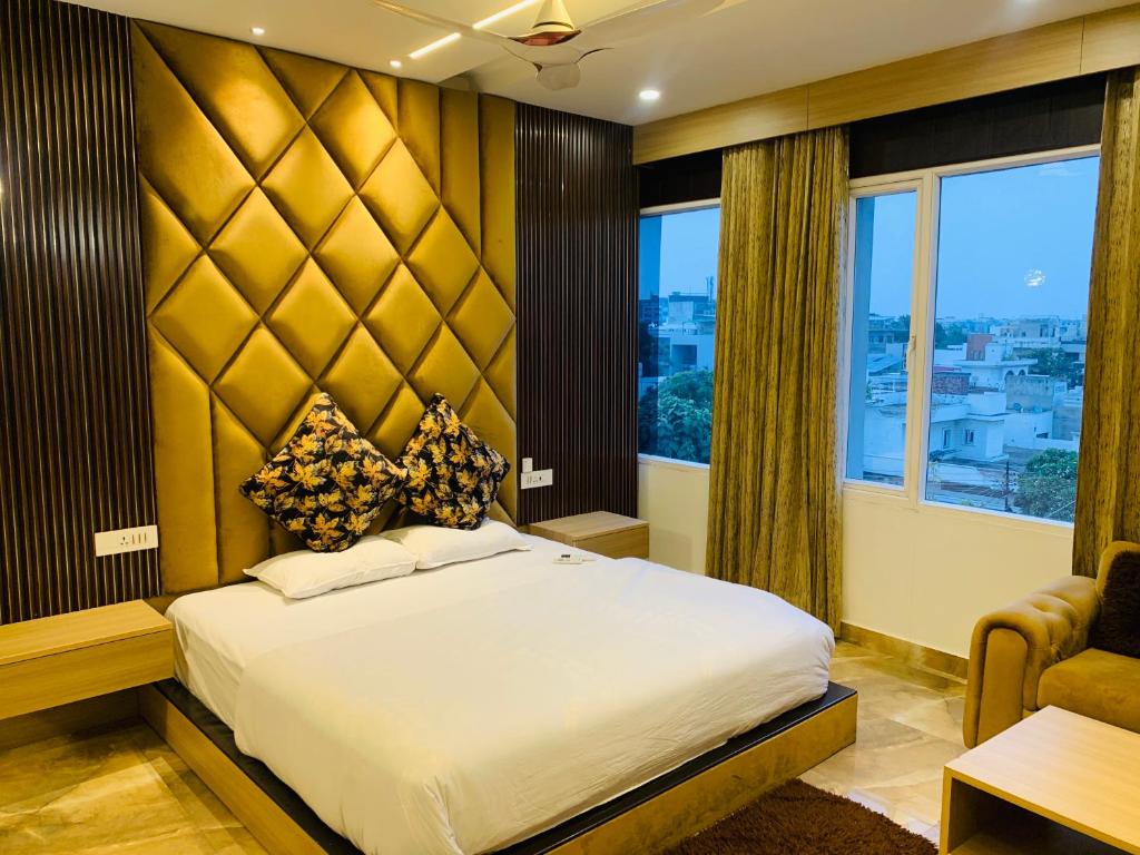 HolidayVilla Amritsar - A Residential Boutique Hotel