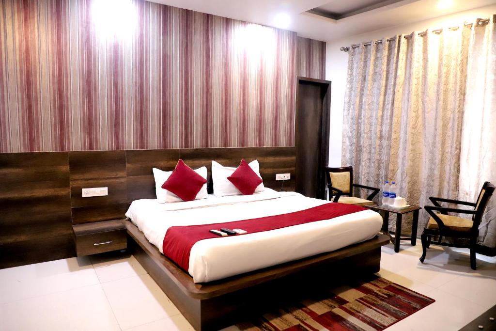 Hotel Hollywood Heights