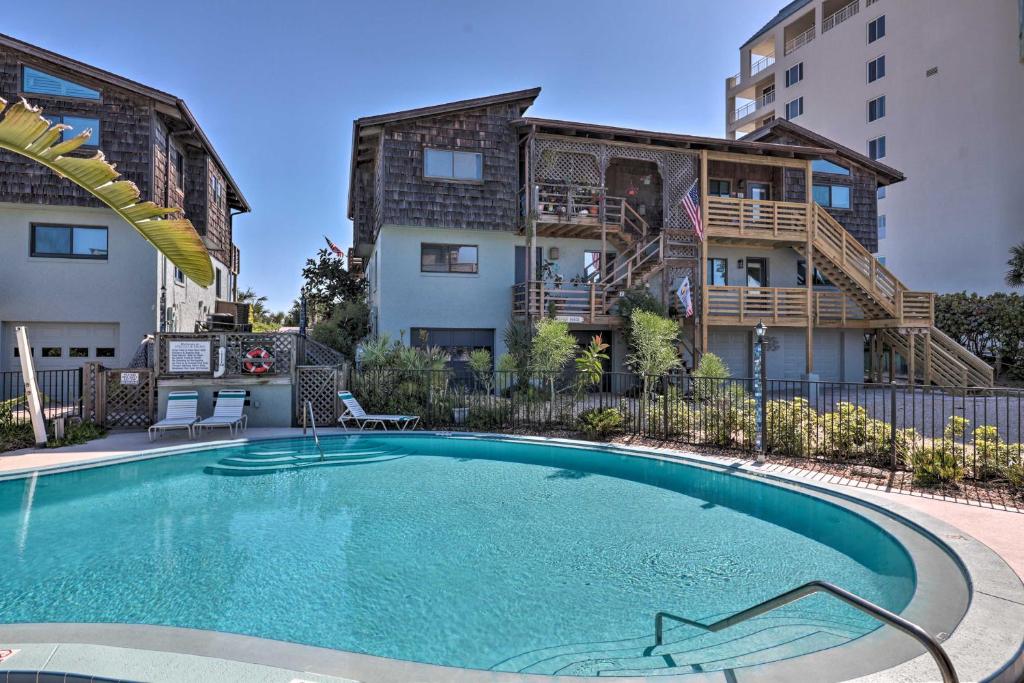 NSB Townhome with Pool and Private Beach Access!
