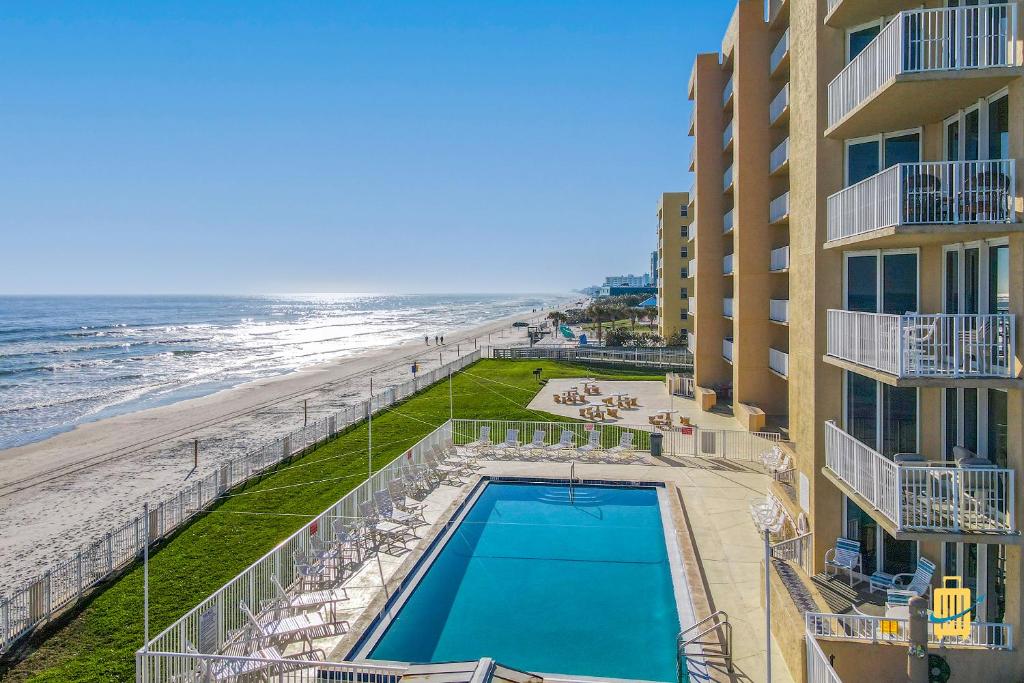 Oceania Beach Club Superior Beachfront Condos