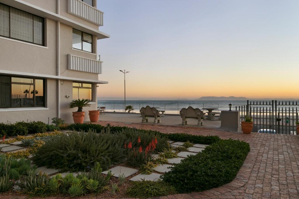 Jacquelena Hof 9 by HostAgents