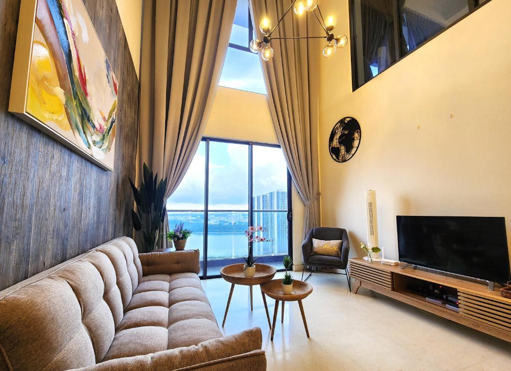 Loft Suite Seaview JB CIQ 7Pax