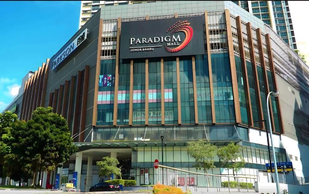 Paradigm Mall The Platino mins to Legoland Johor Bahru High Floor City View