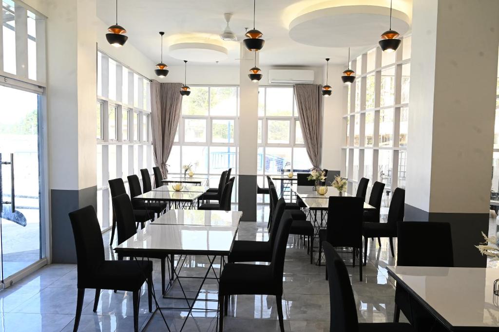 J&V Hotel and Resort