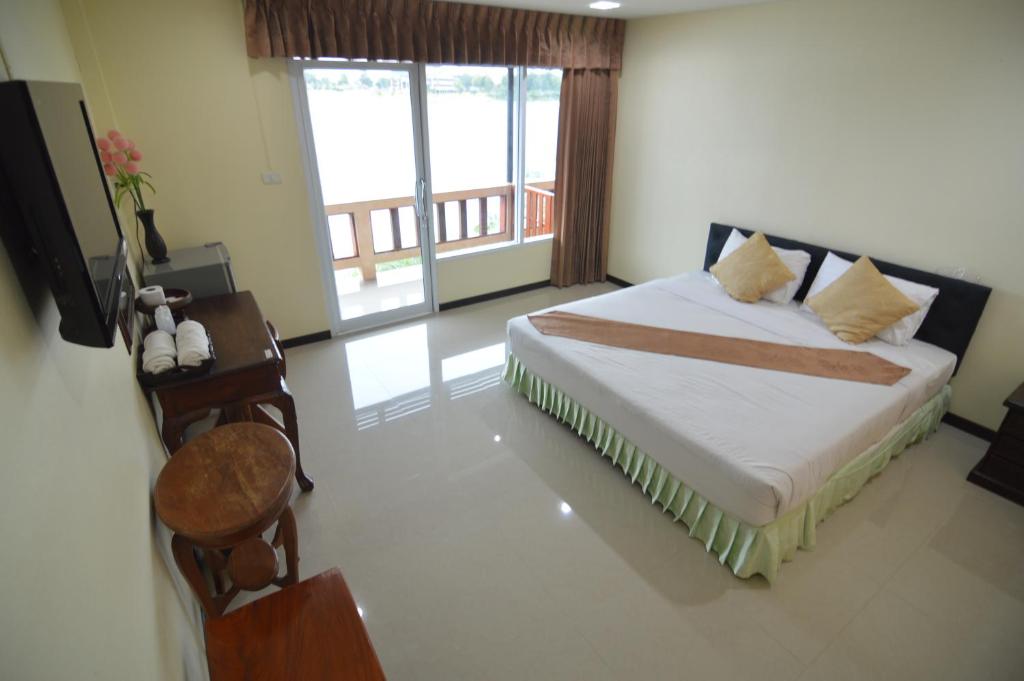 Techno Riverview Resort