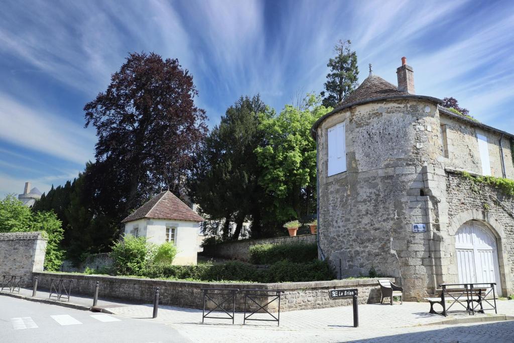 Les Deux Marguerite
