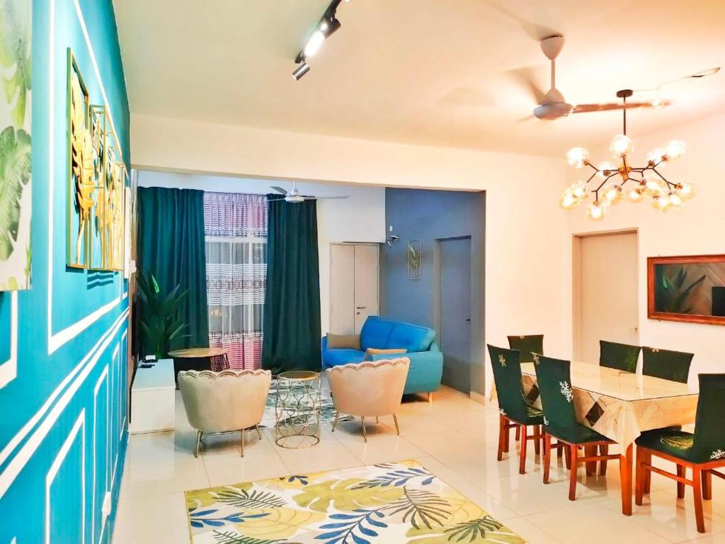 DG HomestayMuslim Putrajaya - Near Alamanda