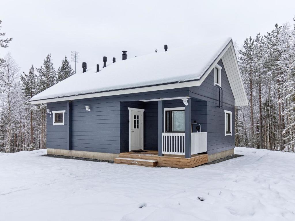 Holiday Home Mäkitie 4 by Interhome