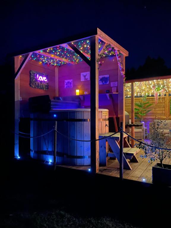 Loch Lomond Sunset Glamping Pod