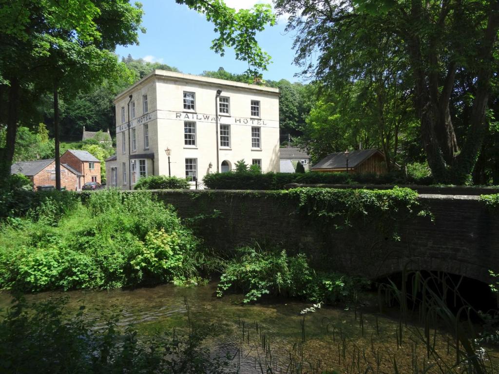 Railway Apartments