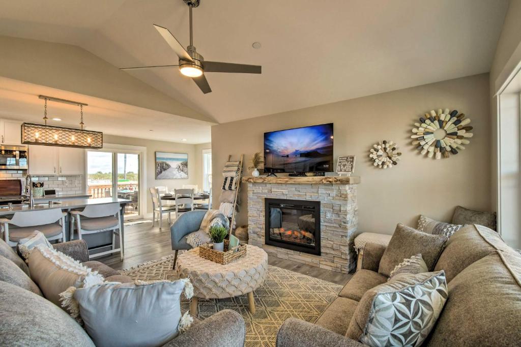 Pet-Friendly Retreat with Game Room - Walk to Beach!