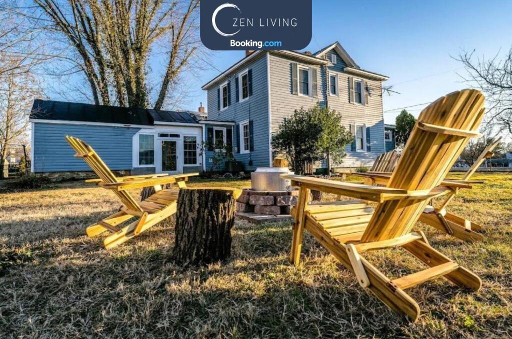 Dog and Family Friendly 4BR w WIFI and Fenced Yard By Zen Living Short Term Rental