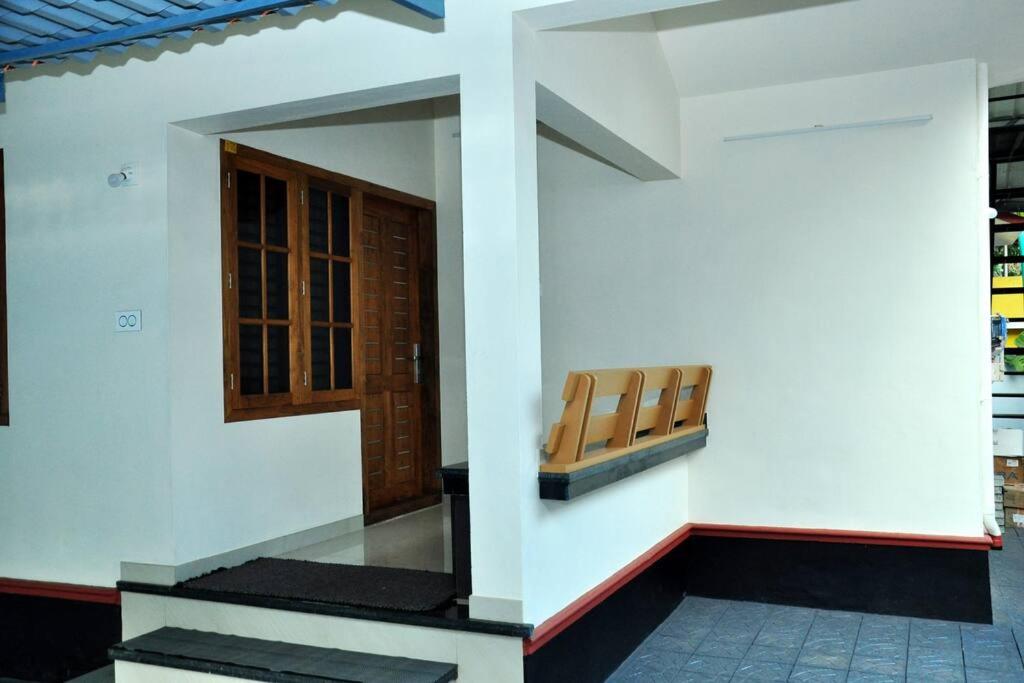 Saaketh Holiday Home (1)