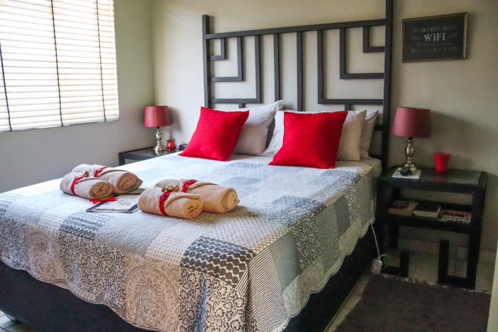 Tuiskoms & Toeka Guesthouse