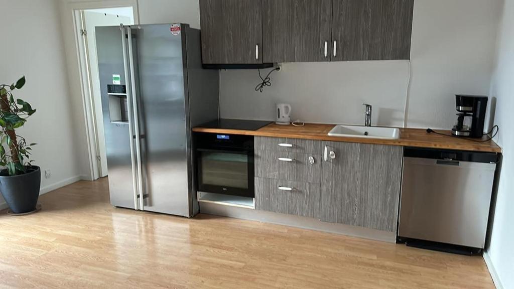 2 bedroom apartment near the sea