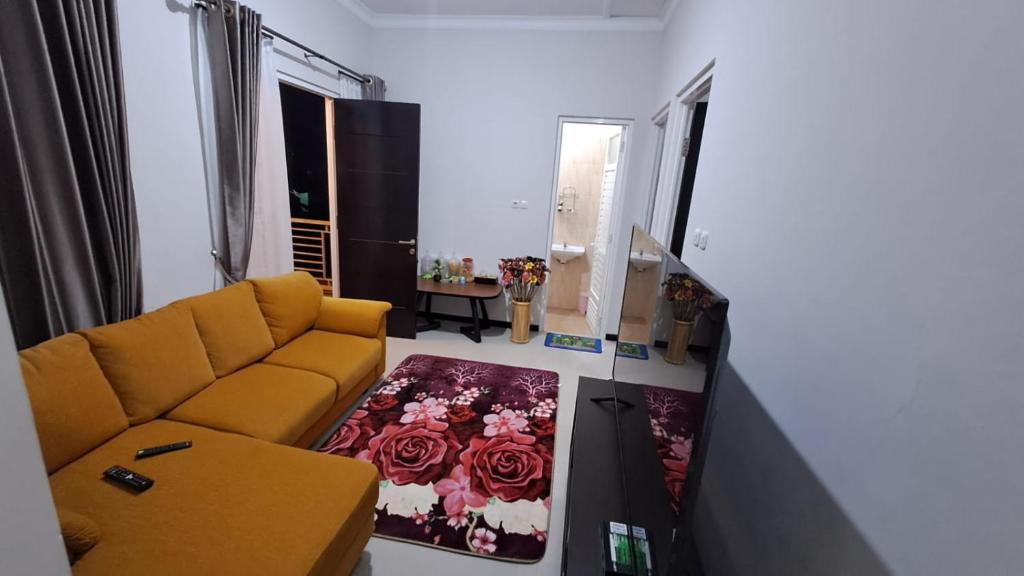 Villa Terrace Batu Malang Kav 4