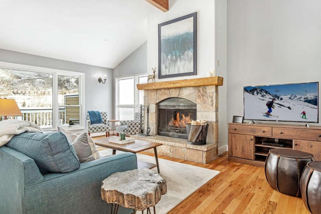 Deer Blvd 1289 A