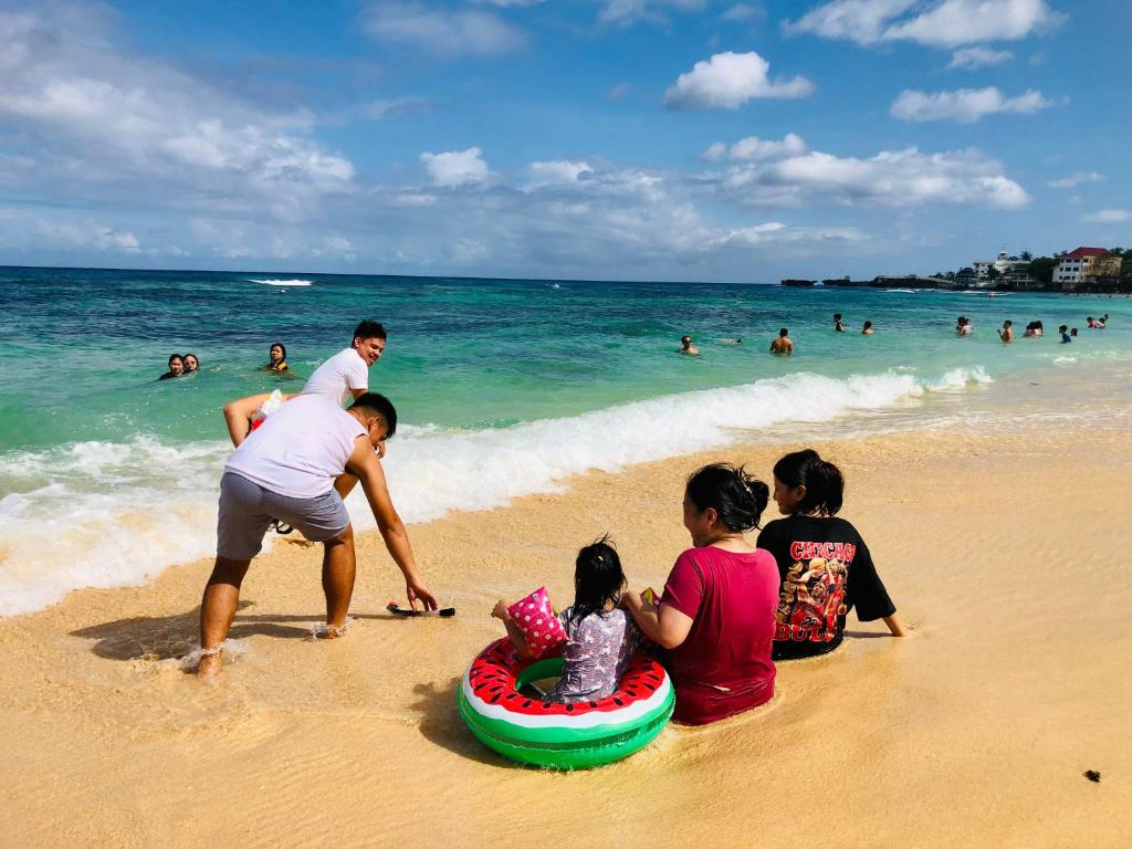 Walking distance Private House at Patar White Sand Beach, Bolinao, Pangasinan