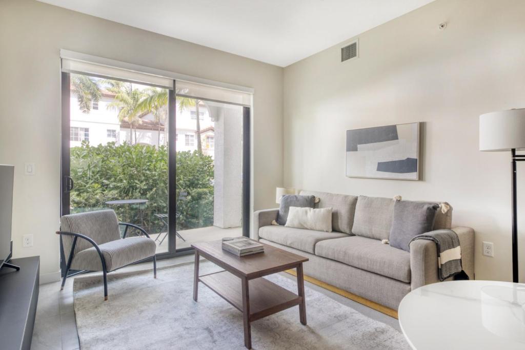 Miramar 2BR w gym pool wd nr WF MIA-25