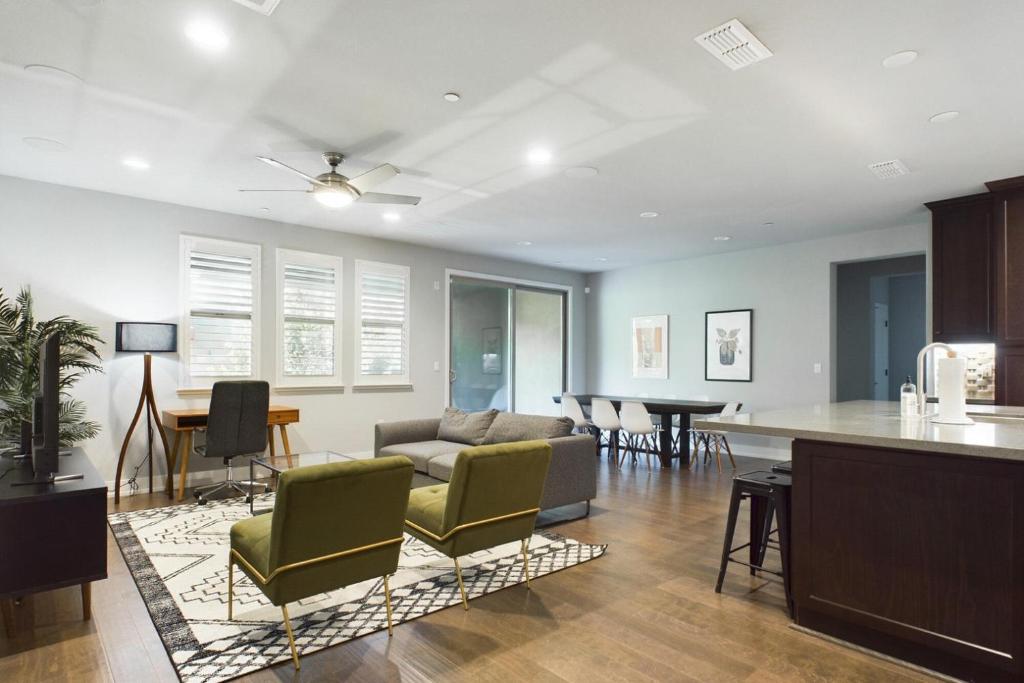 Livermore 3br w pool patio nr wineries shops SFO-1599