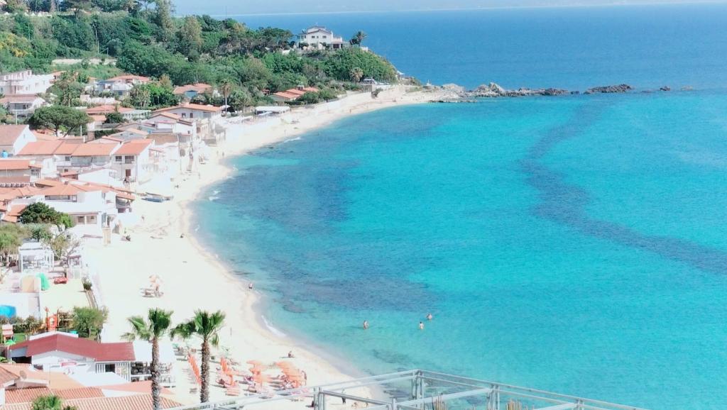 Residence AcquaSale - Sea View Apartments