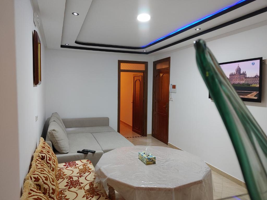 Mira Appartement -Lovely, Tidy & Close to beaches and city center