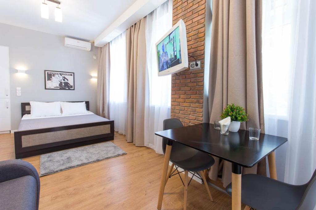 Modern studio beside metro Pushkinska, Universytet - Chernyshevska str. 95-7