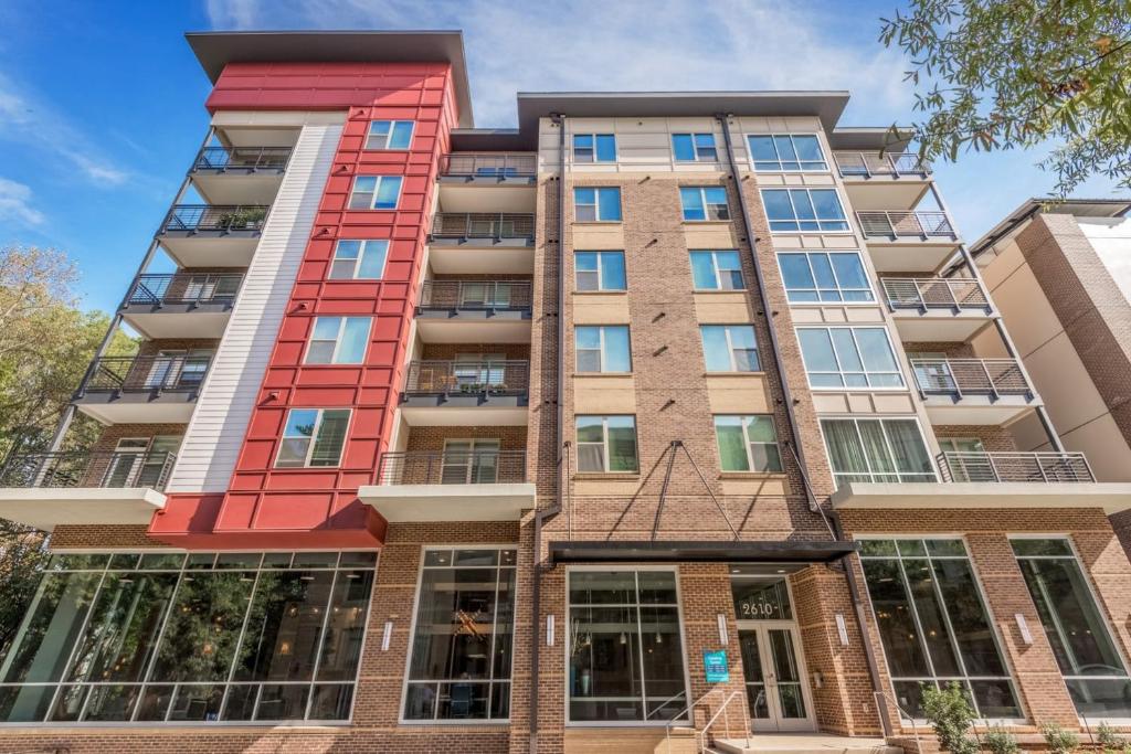 Modish and Spacious Apartments at The Exchange on Erwin in Durham, North Carolina