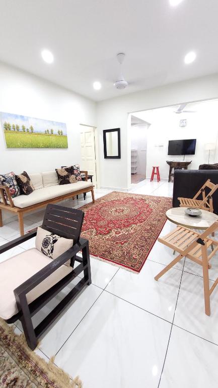The Penggawa Homestay - 3 comfortable bedrooms