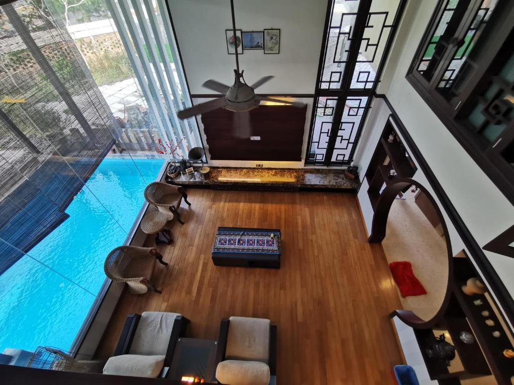 LF Tropical Pool Villa